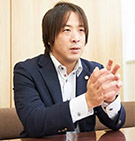 石井 康晶