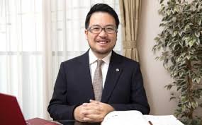弁護士　吉岡 和紀